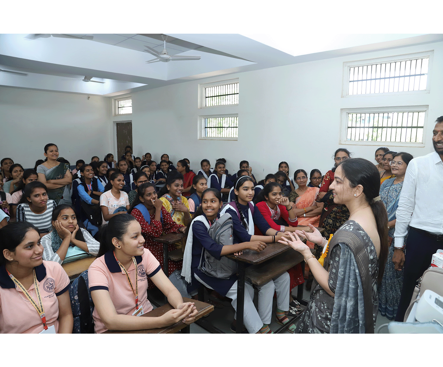 health-check-up-camp-for-adolescent-girls, astitva